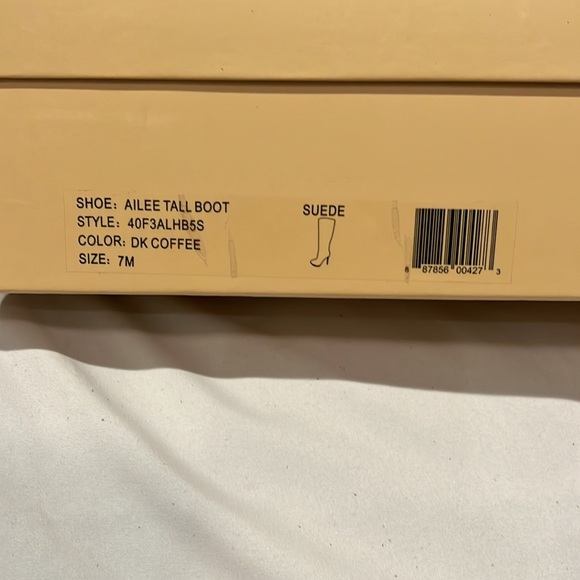 New Michael Kors brown tall boots - Picture 6 of 6